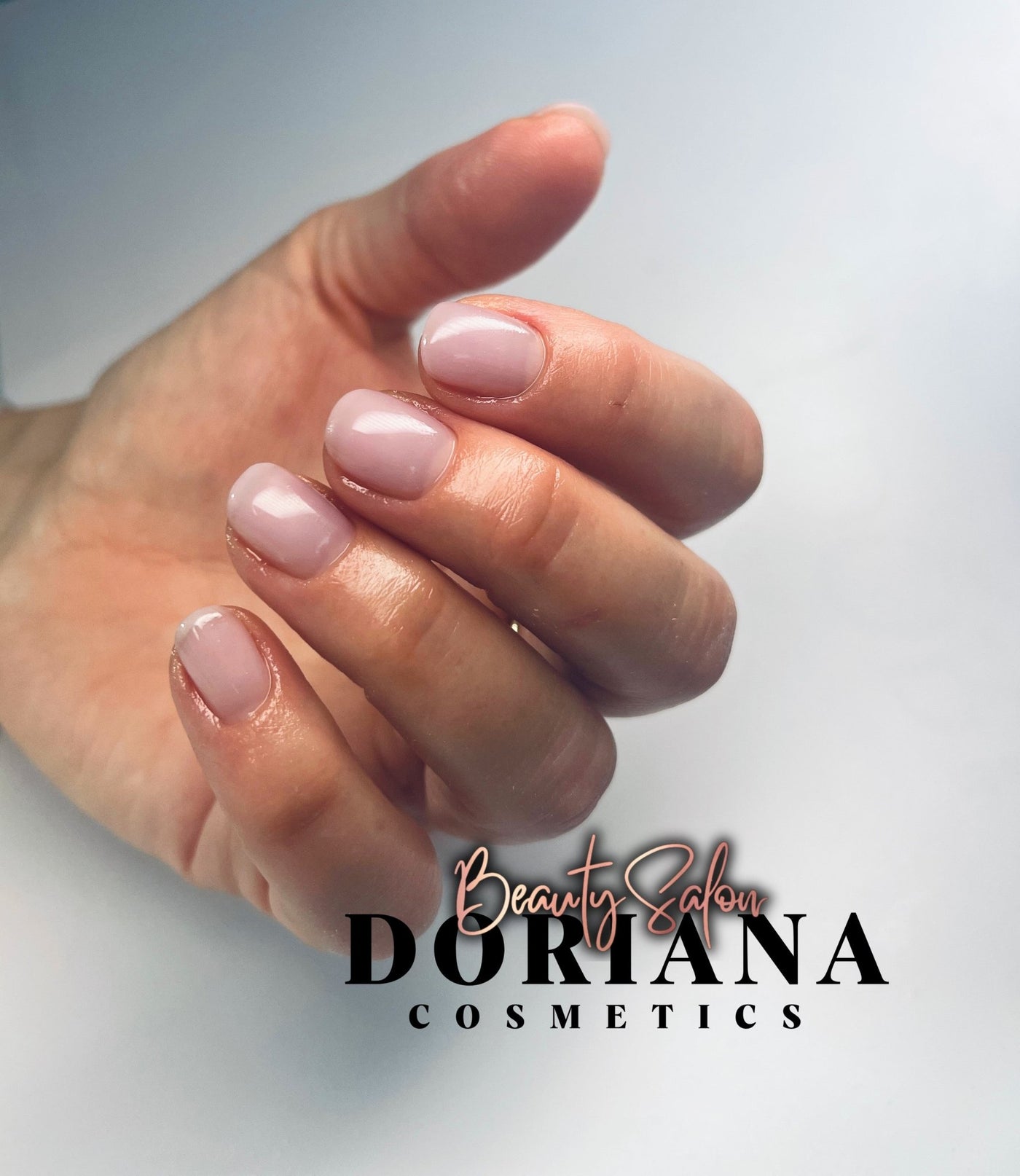 AUFFÜLLEN (Naturnagelverstärkung) mit Farbigem Aufbauton der Dauerhaften Nagelmodellage mit Gel / Acryl / Polygel - Doriana Cosmetics GmbH