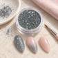 Sugar-Silver-Glitzerpulver mit silbernen Nailart- und Verlauf-Beispielen