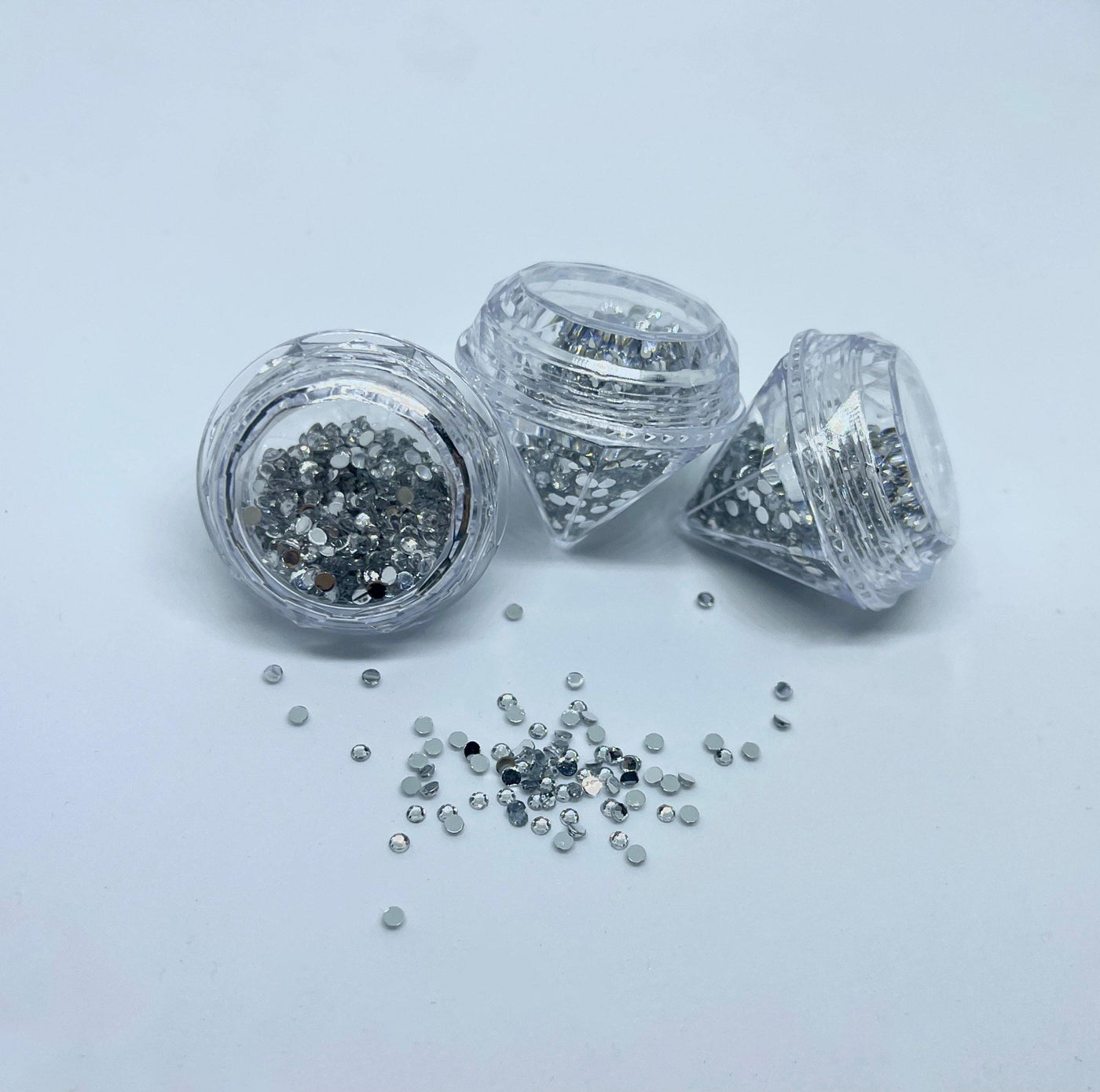 2mm Silver Stones - Doriana Cosmetics GmbH